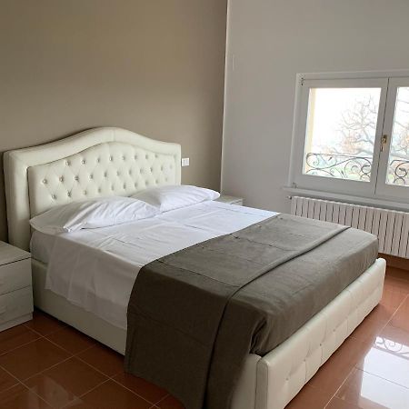 Agriturismo Tenuta Villa Catena Paglieta Buitenkant foto